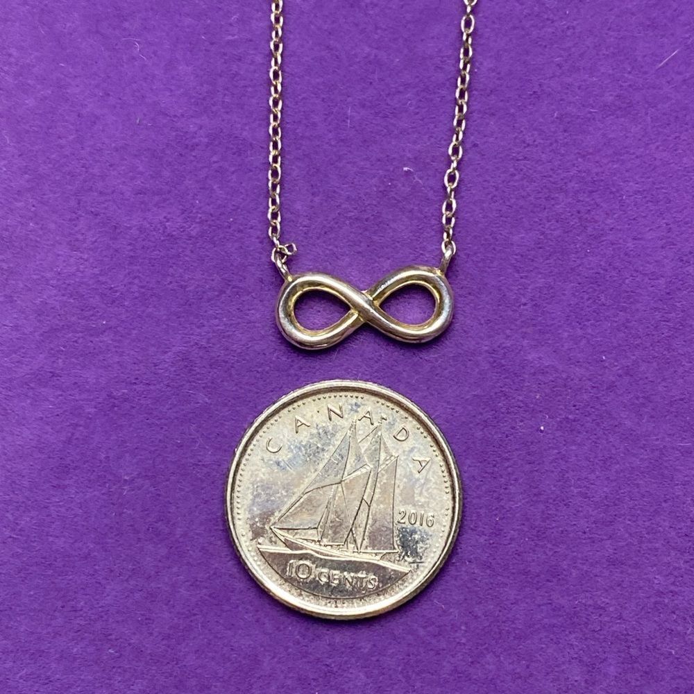 💛 Classic 925 Infinity Necklace - Picture 3 of 4